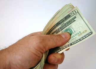 Dlaczego warto trzymać finanse w ryzach