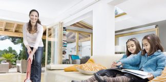 Odkurzacz pionowy – jak go wybrać i który model kupić?