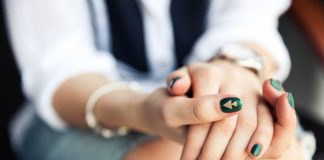 Szukasz sprawdzonego salonu manicure w Krakowie? Sprawdź, zanim zadzwonisz do przyjaciółki