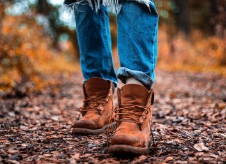 Trzewiki – jakie to buty i z czym je łączyć
