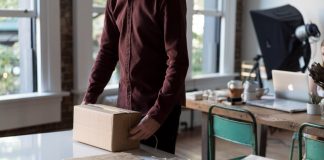 Jak zapakować szkło do wysyłki kurierem