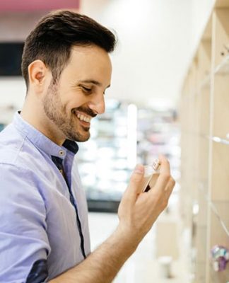 Które męskie perfumy Dior najlepiej wybrać na randkę? Które męskie perfumy Dior najlepiej wybrać na randkę