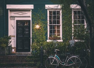 Drzwi zewnętrzne – na co zwrócić uwagę przy zakupie? Drzwi zewnętrzne