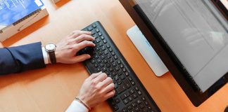 Jak skutecznie szukać pracy w Internecie