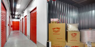 Jak korzystać z self storage