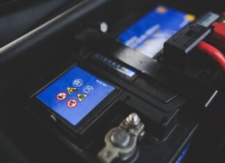 Co to znaczy bateria z korkiem?