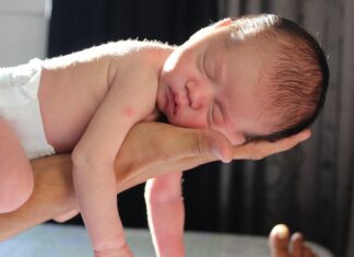 Jak domowym sposobem naładować akumulator?