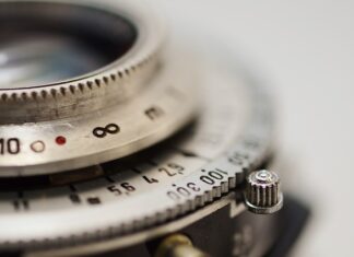 Czym zaślepić otwór?