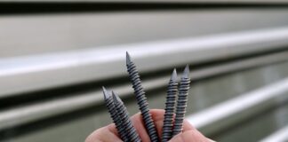 Jakie wkręty zamiast konfirmatów?