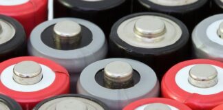 Po co są baterie kondensatorów?