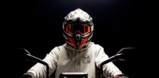 Jak motocyklista dziękuję?