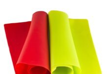 Jak ładnie wygładzić silikon?