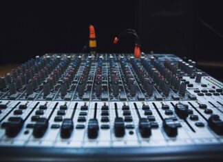 Za co odpowiada tłumik końcowy? Za co odpowiada tłumik końcowy?