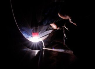 Czy można spawać tłumik końcowy?