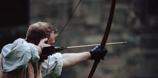 Czy strzały z wydechu szkodzi silnikowi?