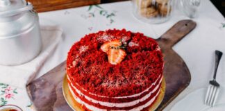 Klasyczny przepis na tort Czerwony aksamit